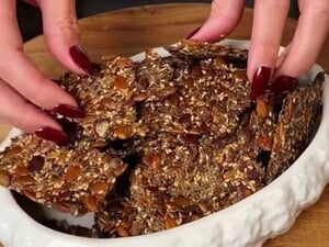 Змішайте це насіння – і отримаєте дуже смачне і поживне печиво. Рецепт страви за кілька хвилин