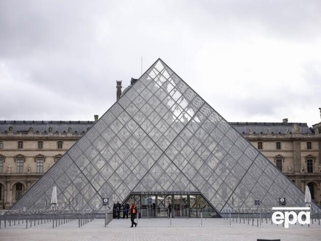 Причетні чоловіки зі 