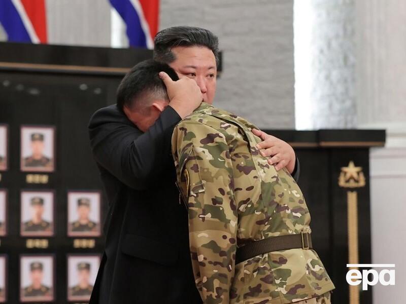 Военных из КНДР, воюющих на стороне РФ против Украины, учат взрывать себя гранатой вместо сдачи в плен – СМИ