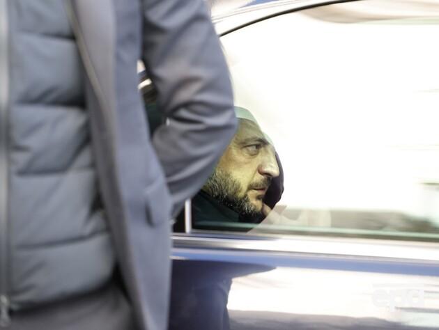 Зеленский вынужден выбирать между 