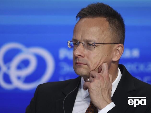 Саміт Трампа й Путіна відбудеться тільки в Будапешті – Сійярто