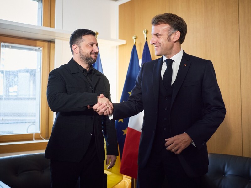 У понеділок Зеленський їде за кордон