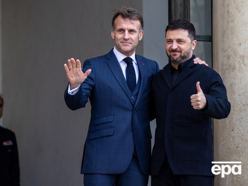 Зеленський приїхав у Париж. У його програмі – візит на завод із виробництва Mirage 2000 і Rafale