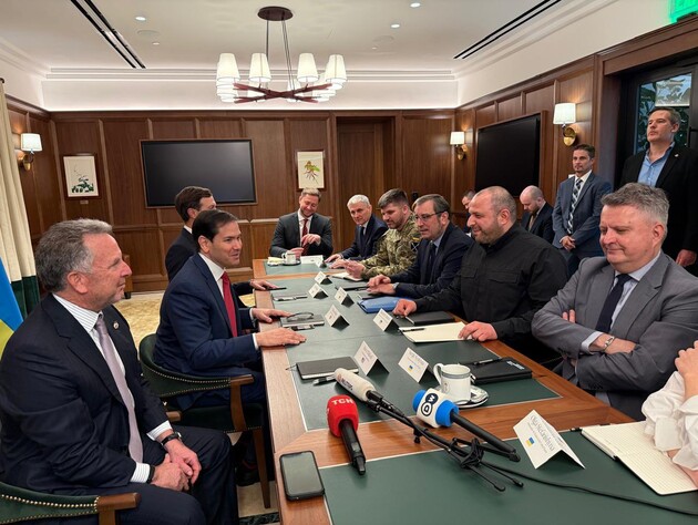 США и Украина на переговорах по 