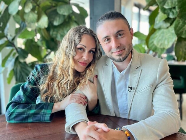 Олена й Тарас Тополі відписалися одне від одного після заяви про розлучення