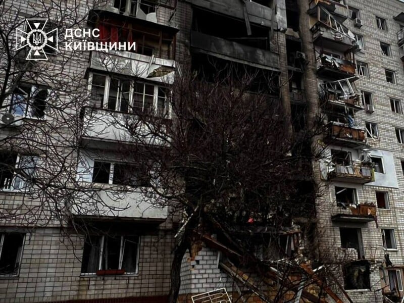 Як вибратися із квартири і що не можна робити. Рятувальники розповіли правила виживання під час атак РФ