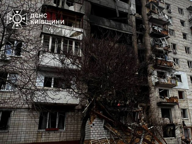 Як вибратися із квартири і що не можна робити. Рятувальники розповіли правила виживання під час атак РФ