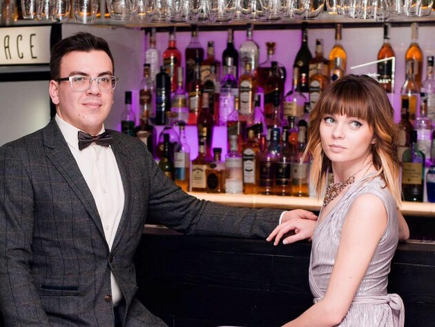 Фотографы Либеровы показали первое семейное фото с новорожденным сыном. Как они назвали первенца