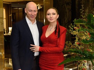 Си Цзиньпин давит на Путина, болезненные уступки Украины, конец войны. Стрим Бацман с Гордоном. Трансляция