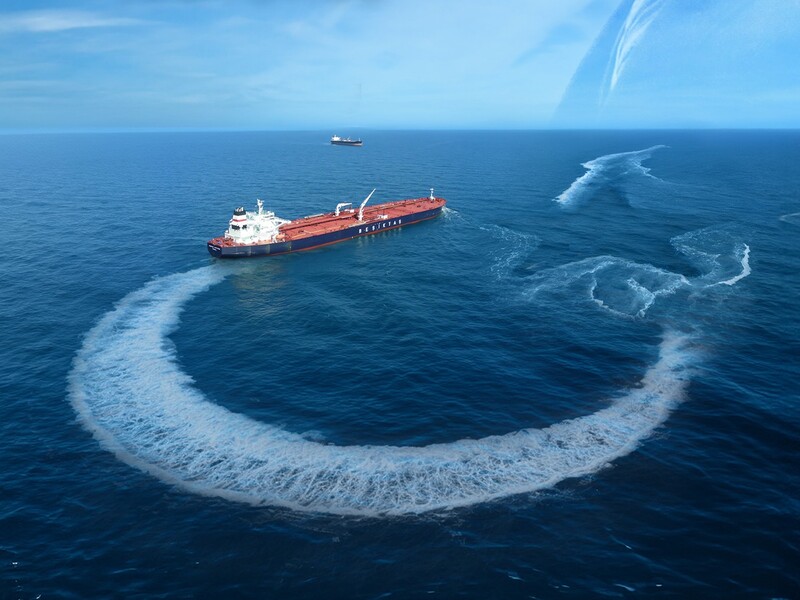 Компанія з Туреччини, чий танкер зазнав пошкоджень біля берегів Сенегалу, оголосила про припинення роботи з РФ