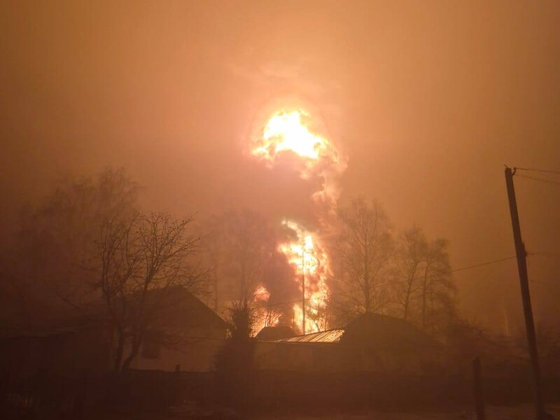 Після атаки дронів у Тамбовській області горить нафтобаза