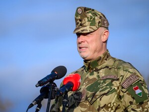 Міністр оборони Угорщини заявив, що Україна програла війну у військовому сенсі