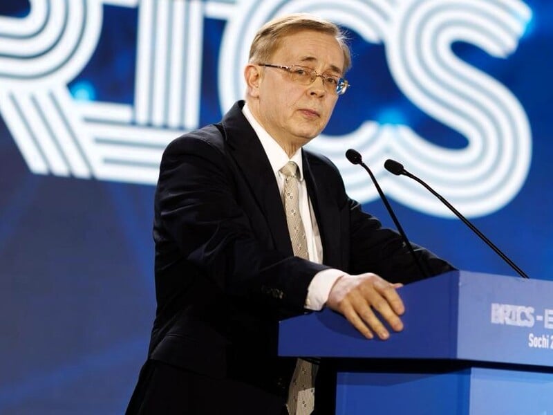 "Антиукраїнський хрестовий похід". ЗМІ пишуть про скасування візиту в Україну депутатів Європарламенту