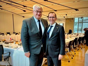 П'ять країн НАТО додатково виділять Україні $1 млрд на закупівлю зброї зі США