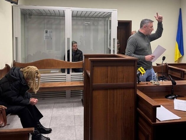 Экс-топ-чиновнику 