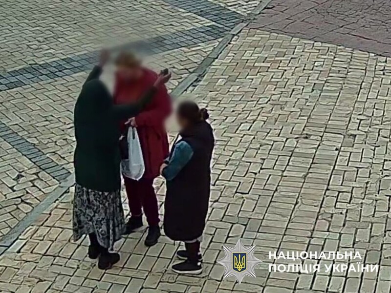 "Уверяла, что в семье серьезные проблемы". В Киеве задержали "целительницу", подозреваемую в грабежах