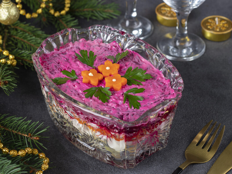 Спробуйте взяти замість солоного оселедця копчений. Рецепт 