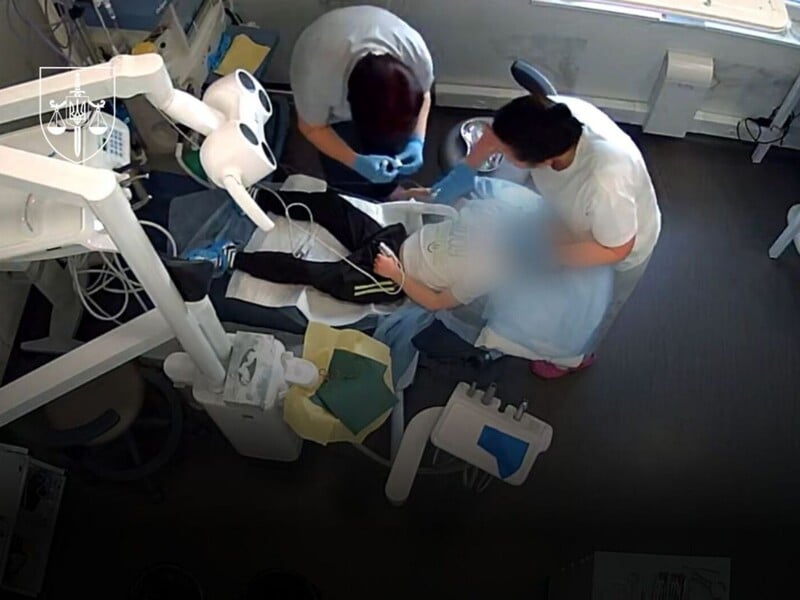 Смерть семирічного хлопчика у стоматології Києва. Лікарку-анестезіологиню повідомили про підозру