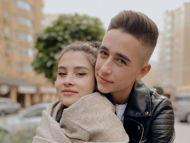 Ексдружина Сасанчина розповіла, чому їхня донька не бачиться з батьком