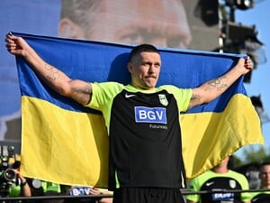 Усик розповів, як хотів захищати Україну на початку війни з РФ. Хто його відмовив?