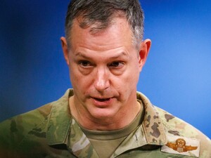 НАТО може створити проблеми для РФ – командувач сил Альянсу