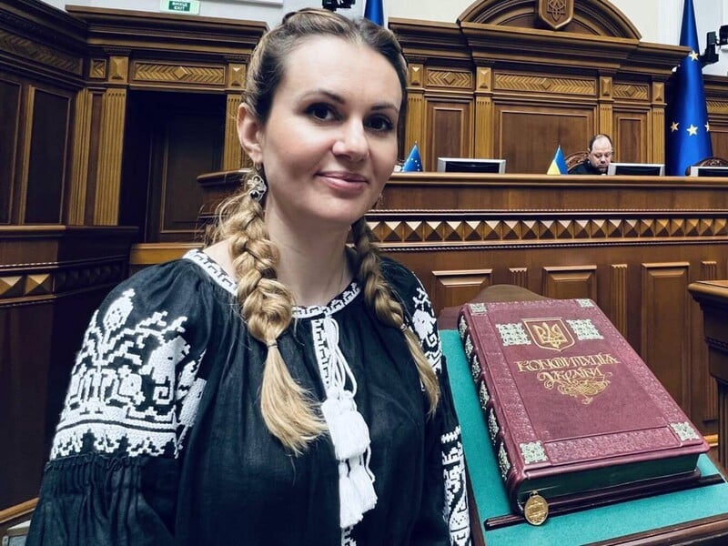 У народної депутатки проводять обшуки через підозру в хабарництві – ЗМІ 