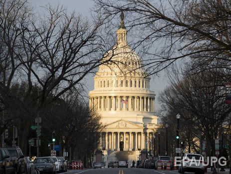 Американские сенаторы призывают Белый дом не смягчать санкции против России 