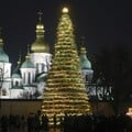 Натхненна фресками Софії Київської. У Києві запалили головну ялинку країни. Фото