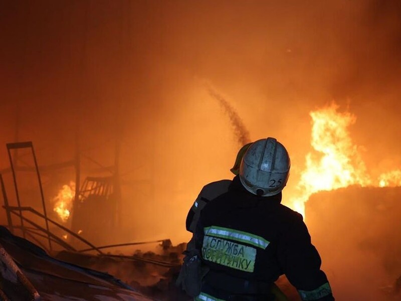 Енергетика, вокзал, склади ліків. Клименко розповів про наслідки атаки РФ на Україну