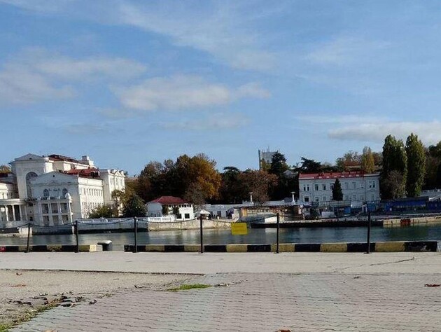  Заграждения и затопленные баржи. Партизаны обнаружили новые укрепления россиян в Севастополе