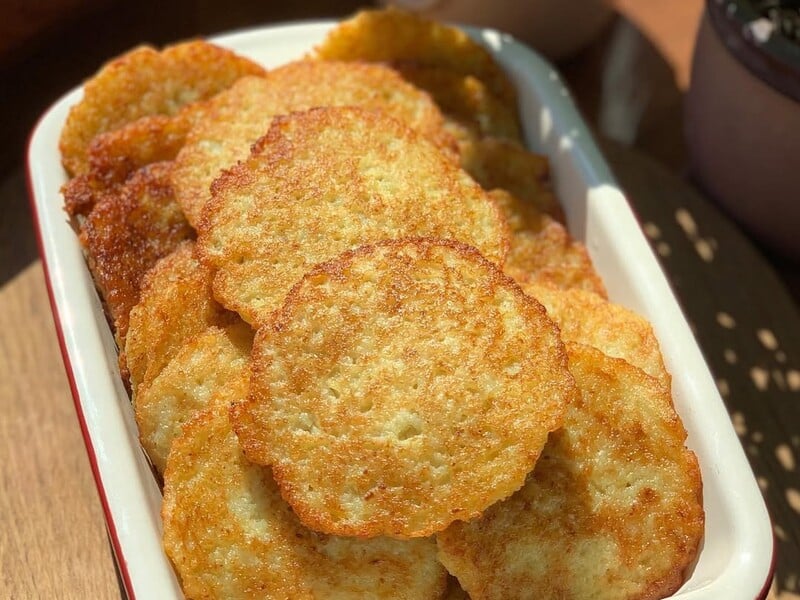 Лучший рецепт дерунов не требует много времени. Обязательно добавьте это к картофелю