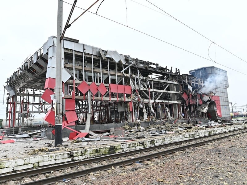 "Укрзалізниця" хоче збудувати у Фастові новий вокзал. Уночі РФ знову обстріляла місто