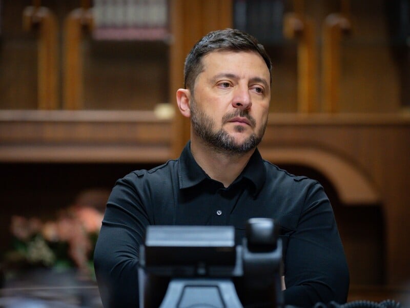 Киев ответил на слова Трампа, что Зеленский не читал проект "мирного соглашения"