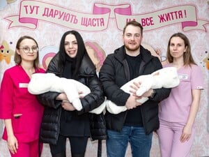 Племянница Ротару тайно родила в Черновцах. Медики рассказали, как спасли новорожденных