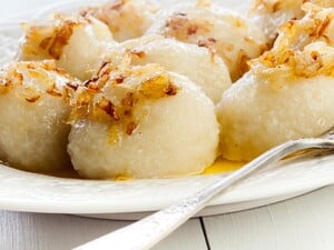 Приготовьте эти невероятно вкусные картофельные фрикадельки – для этого потребуется немного времени