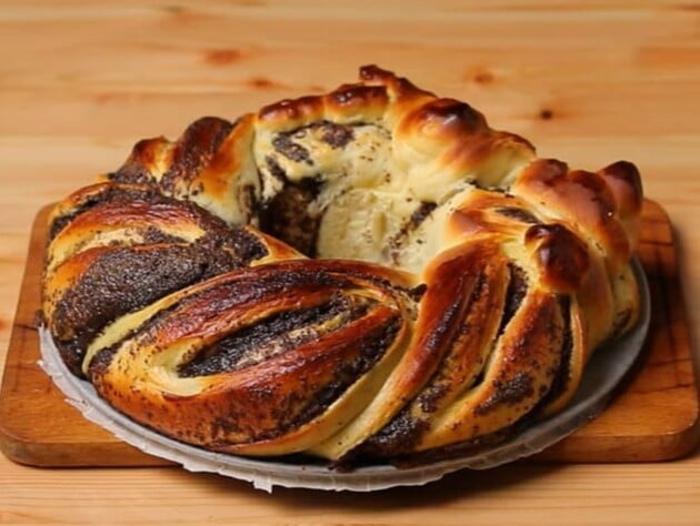 Приготовьте на Рождество этот украинский символ благополучия и новой жизни. Рецепт ритуального калача