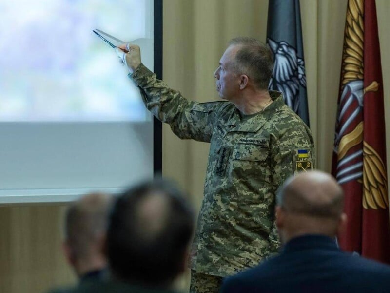 Оборона триває. Сирський розповів про ситуацію в Покровську