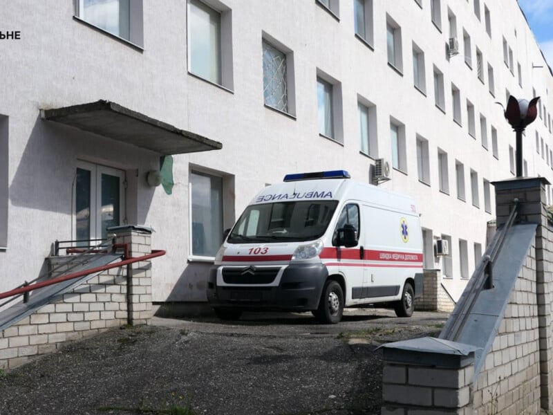 У Сумах стріляли по дітях, шістьох поранено. Поліція повідомила деталі