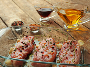 Четыре универсальных маринада для любого мяса. Простые рецепты для праздничных блюд