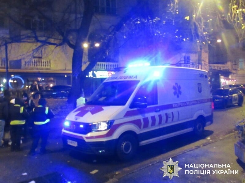 Полиция Киева сообщила о взрыве с жертвами. Паблики пишут о второй детонации. Видео