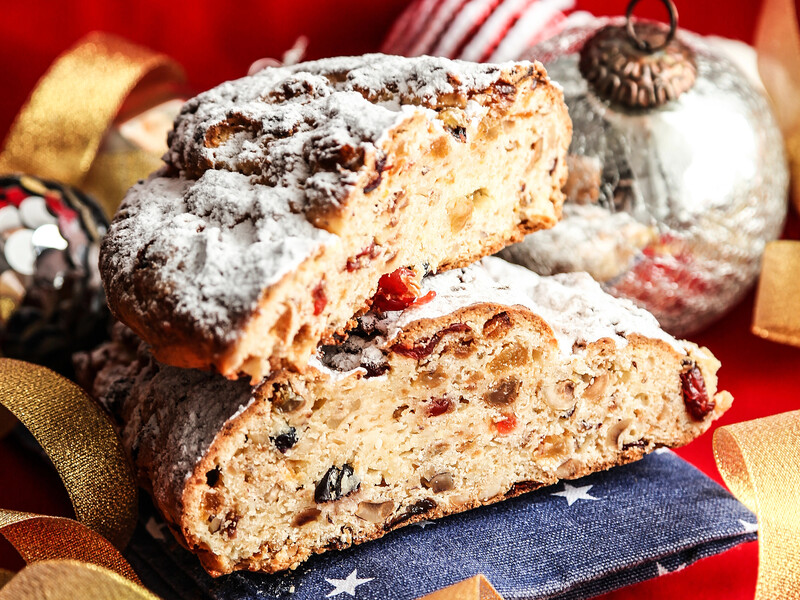 Різдвяний штолен потрібно готувати вже! Скористайтеся цим найпростішим рецептом традиційної випічки