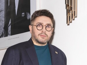 Суханову показалось, что во время интервью мужчина сделал ему предложение. Что было дальше