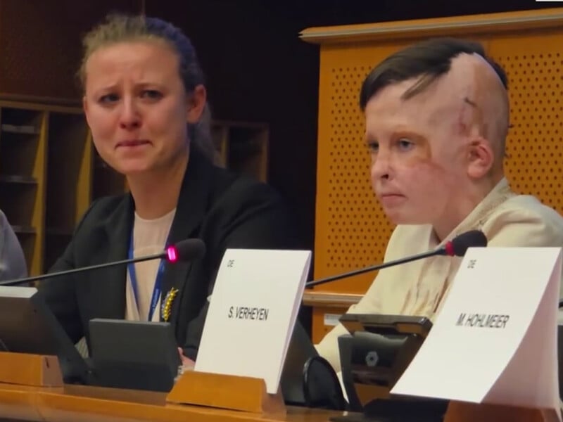 У Європарламенті плакала перекладачка 11-річного українця, який вижив під час ракетного удару РФ