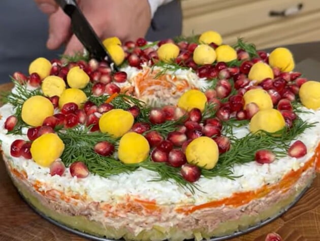 Приготовьте для праздничного стола салат 