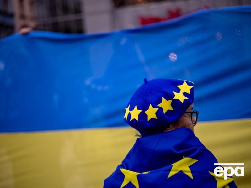 Україна одержала план дій для переговорів про вступ у ЄС. На які реформи очікують