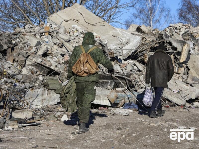 В Донецке оккупанты используют долги, чтобы отправлять людей на фронт – ЦНС