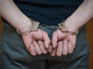 У Росії люди вийшли на пікет, є затримані. Фото