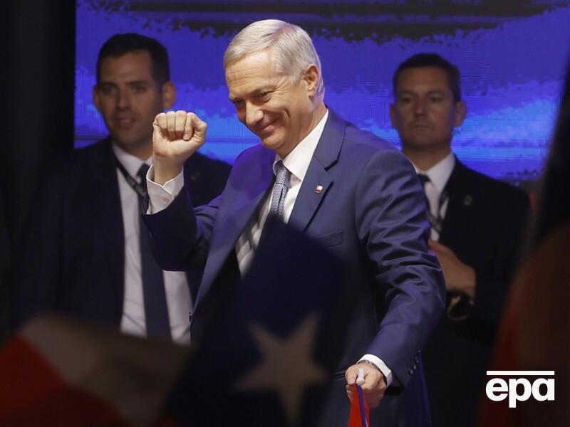 На президентських виборах у Чилі переміг консерватор, який захоплюється Піночетом