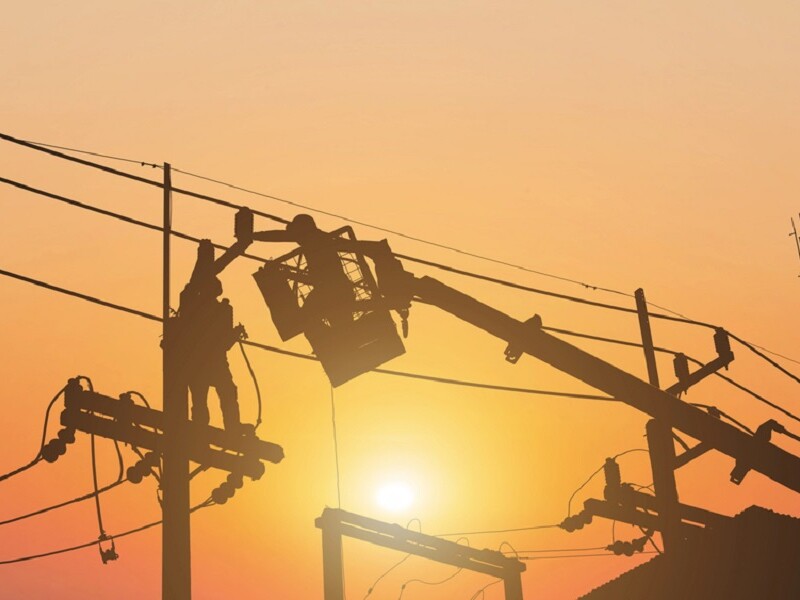 Енергетики повернули електрику 1 млн сімей за тиждень – ДТЕК