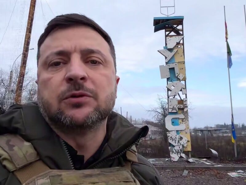 Зеленский: Я сам поехал в Купянск, чтобы показать миру, что Путин лжет